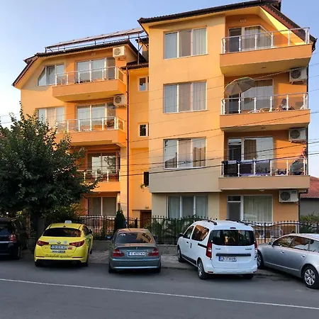 Guest house семеен авалон Chernomorets